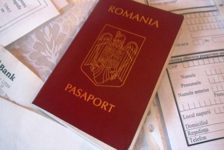 Online is ki lehet fizetni a jogosítvány- és az útlevélilletéket